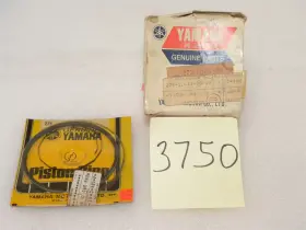 275-11601-30 Yamaha 275-11637-00 Nos Piston And Rings Rt1 70-71 80.75 Mm Od Rt1m 275-11601-30 Yamaha 275-11637-00 Nos Piston And Rings Rt1 70-71 80.75 Mm Od Rt1m