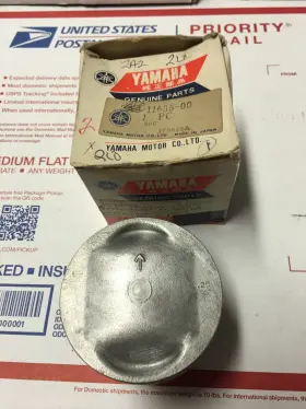 2a2-11635-00-00 Yamaha Nos Oem Piston 0.25 1977-78 Xs 400 Xs400 2l0-11635-00 #