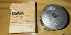 2a6-11637-00 Yamaha Nos 1978-81 Dt1 O/s 0.75 Piston #