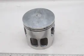 2n5-11635-00-00 Yamaha Nos Oem Genuine 1978 Dt 175 .25 O/s Piston