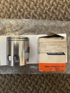 316-11631-00-96 Yamaha Nos Std Piston At2 At3 316-11631-00 1972-73