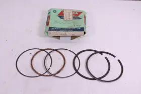 341-11610-01-00 Yamaha 1973-1974 Tx750 Nos Oem Std Piston Rings 341-11610-01