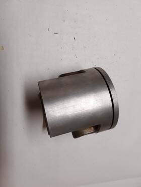 Yamaha 365-11636-01-00 Mx360 Piston With Ring 2nd Over