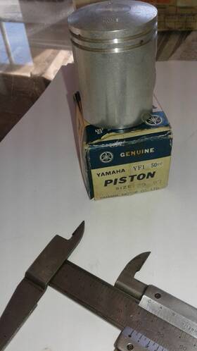 Yamaha 401-00637-00-00 Nos Piston Std 40mm Size Yf1 50cc # 109-11636-00-00 Vintage Ahrma