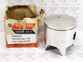 431-11631-00-96 Yamaha Genuine 1974-75 Yz250 Oem Std Standard Bore Piston Nos
