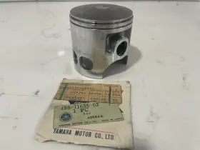 455-11635-02-00 Yamaha Nos 1974-1975 Mx125 Piston 1st Oversize 0.25mm