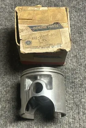 455-11635-02 Yamaha 455-11637-02 Nos Genuine Piston 1st Over .25