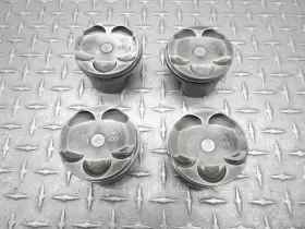 4xv-11631-10-00 Yamaha 2002 02-03 Yzfr1 R1 Engine Motor Piston Lot