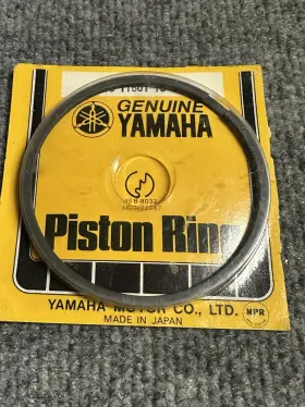 510-11601-13 Yamaha New Genuine Piston Ring Set 1st O/s 0.25