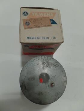 Yamaha 510-11635-03-00 Nos Piston .25 O/s 1st Over Mx400 Mx 400 75 510-11635-03
