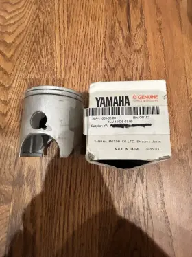 56a-11635-00 Yamaha 1985-87 Yz250 250 0.25 1st O/s Piston Nos Oem Wm14b