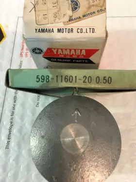 598-11601-20 Yamaha 598-11636-00 Nos 1976 Yz80c Competition O/s .50 Piston/rings
