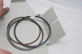3yf-11610-20-00 Yamaha 5px-11610-00-00 Nos Oem Genuine .5mm Over Piston Ring Set 3yf-11610-20-00 Yamaha 5px-11610-00-00 Nos Oem Genuine .5mm Over Piston Ring Set