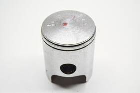 Yamaha 846-11636-00-00 Oem Piston 2 O/s 0.50 Nos