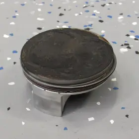 B7n-11631-00-00 Yamaha Qty Of 1 Oem Piston Assy. 21-24 Mt-09 Sp Mt09sp Mt09