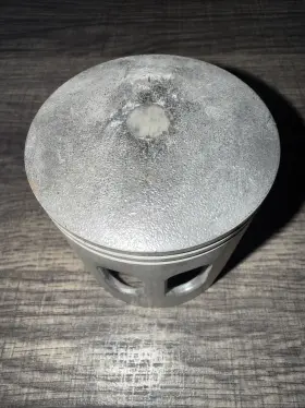 J10-11635-00-00 Yamaha Nos 1979 1989 G1 Gas Golf Cart Piston