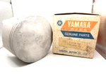 Nos Yamaha Oem Piston 4TH O/s 1.00MM Oversize 1979 2X5-11638-00-00 New. Price: $399.99.