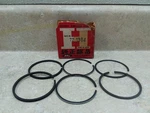 Honda Dream CA72 Nos Std Standard Size Rings C721364 PA-1 #14 New. Price: $30.00.