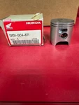 Nos Genuine Honda Piston (std Bore) 13101-GC4-671 Fits 1985 CR80R New. Price: $50.00.