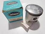Vintage Wiseco Piston & Rings .080 2.00 O/s 1969-1971 Yamaha DT1 250 183P8 69-71 New. Price: $119.99.