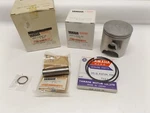Nos Yamaha 2VM-11630-10-00 Piston Kit 1ST Oversize YZ250 New. Price: $215.25.