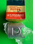 Kawasaki Piston KX125 Std 13001-1052 13001-1036 Nos Oem New. Price: $44.99.