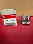 Nos Genuine Honda Piston (std Bore) 13101-152-000 Xl 75 New. Price: $110.00.