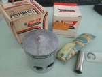 Nos Oem Yamaha 1976 77 RD400C Piston Std Wrist Pin Clips # 1A1-11630-00 New. Price: $149.95.