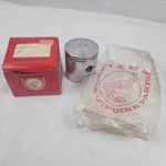 Nos Genuine Honda 13100-358-000 MT250 Elsinore Standard Piston Std Used. Price: $104.50.
