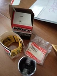 Nos Wiseco Piston 517MO4800 & Ring Clip Kit 517P4 Fits '85 Honda CR80R New. Price: $69.99.