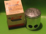 Yamaha DT2 DT3 '72-73 TY250E 1978 Piston Std. Size Oem #438-11631-01-96 New. Price: $138.00.
