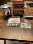 Nos Wiseco Pro-lite Piston Kit 558P2 1987-88 Suzuki RM250 .5MM .020" Oversize New. Price: $99.00.