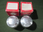 Honda CB350 CL350 Engine Pistons Set 1.00 O/s Nos Oem 13105-312-000 New. Price: $84.15.