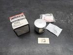 1976-82 Yamaha Yz 125 Nos Wiseco Piston & Rings 435P4 #12 2728 Used. Price: $94.00.