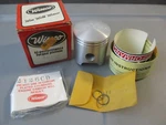 Nos Wiseco Suzuki Piston W/ Rings & Circlips 1981-1983 RM125 491PS New. Price: $149.95.
