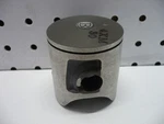 Yamaha 97 01 Nos Piston Standard Oem 4XM-11631-30-B0 Used. Price: $79.99.