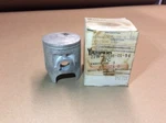 Yamaha 80 Standard Piston Oem Nos 22W-11631-00-94 22W-11631-01-94 New. Price: $45.00.