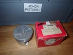 Honda Nos Oem Piston 13101-MG2-003 XL600R XL600L New. Price: $119.50.