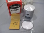 Vintage Wiseco Suzuki Piston 0.60 Rings & Circlip 1976 TM250 RM250 380P6 New. Price: $174.95.