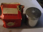 Honda CR250M Oem Nos Piston 13101-357-000 Std Bore New. Price: $30.00.
