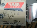 New Oem Yamaha Piston 1J4-11636-00 Ss 3R2-11636-01-00 YZ100 76 81 2ND Os. Price: $20.00.